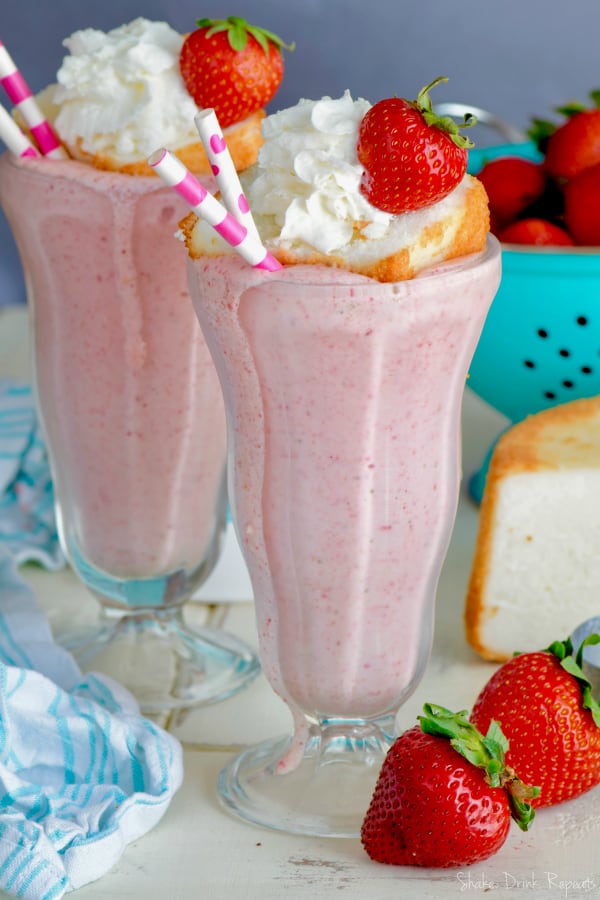 Have your cake and drink it too with this Boozy Strawberry Shake!