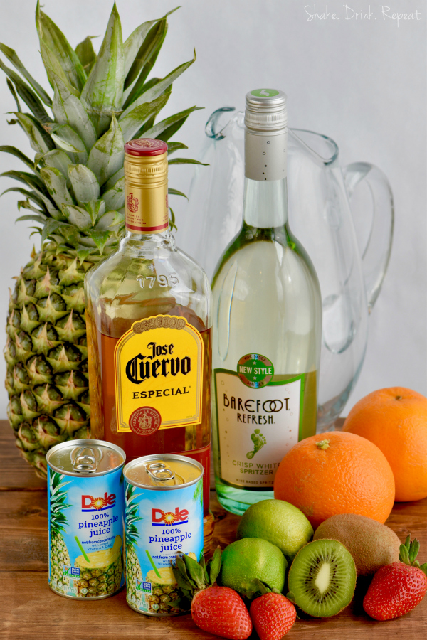 Only a few sangria ingredients are needed for this amazing cocktail!