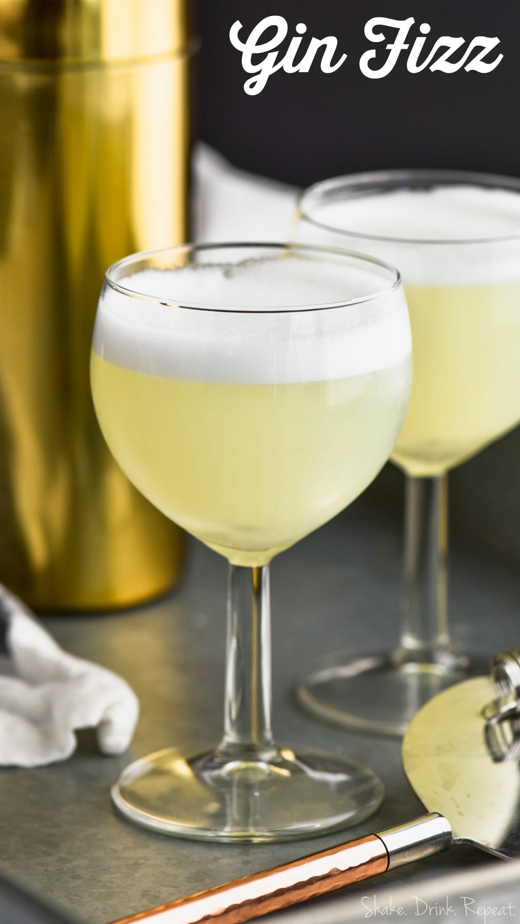 gin_fizz_egg_white_recipe_PICTURE Shake Drink Repeat