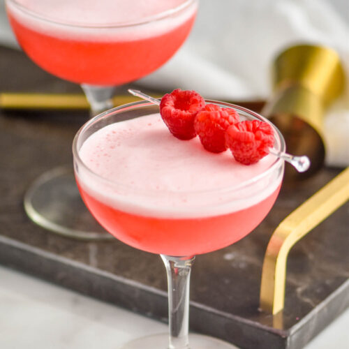 Aprender acerca 80+ imagen clover club cocktail iba Abzlocal.mx