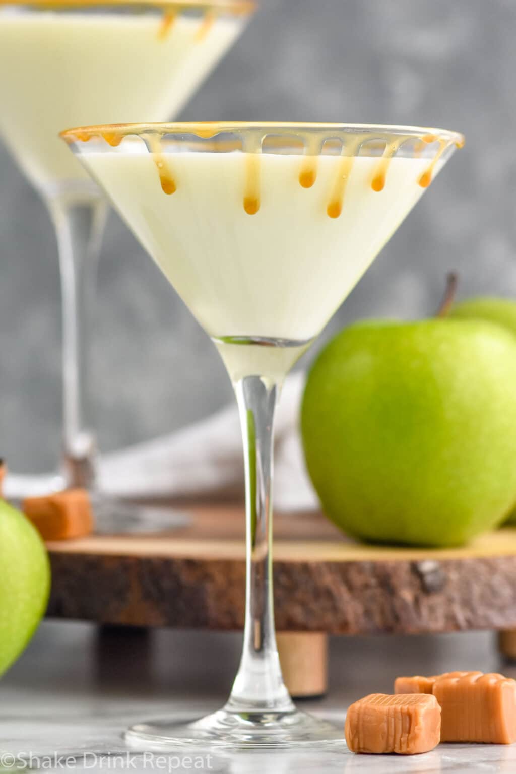Creamy Caramel Apple Martini - Shake Drink Repeat